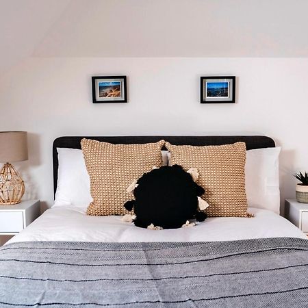 Finest Retreats - Tolcarne Stay - Luxury Newquay Apartment Exterior foto